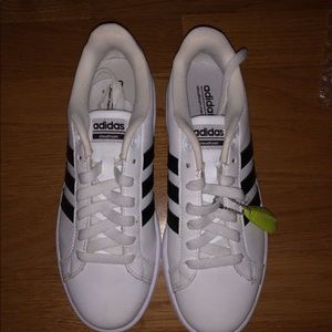 Women’s Adidas Cloudfoam Shoes